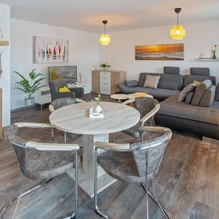 Traum-wohnung-4-mit-balkon *