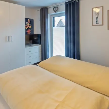 Apartman Traum-wohnung-4-mit-balkon *