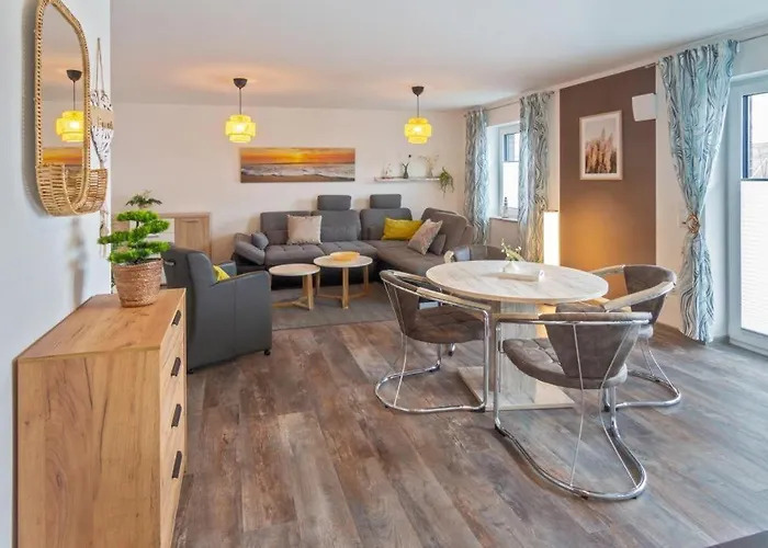 Lägenhet Traum-wohnung-4-mit-balkon *