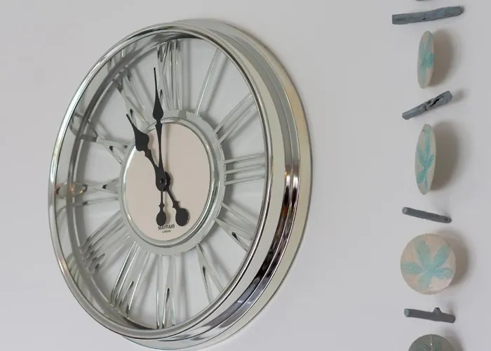 Lägenhet Traum-wohnung-4-mit-balkon