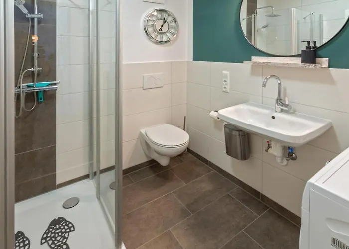 Lägenhet Traum-wohnung-4-mit-balkon